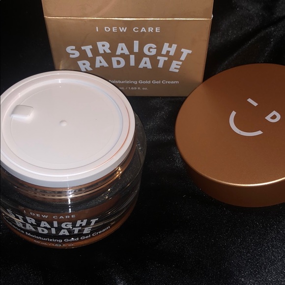 Straight Radiate-Moisturizer - Picture 2 of 7